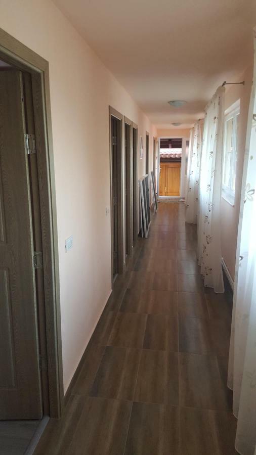 La Bustea Hotel Hartagani ภายนอก รูปภาพ